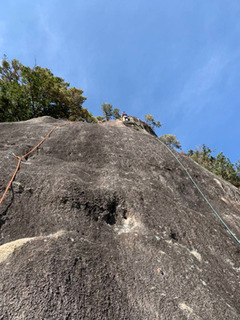 小川山のスラブ.jpg